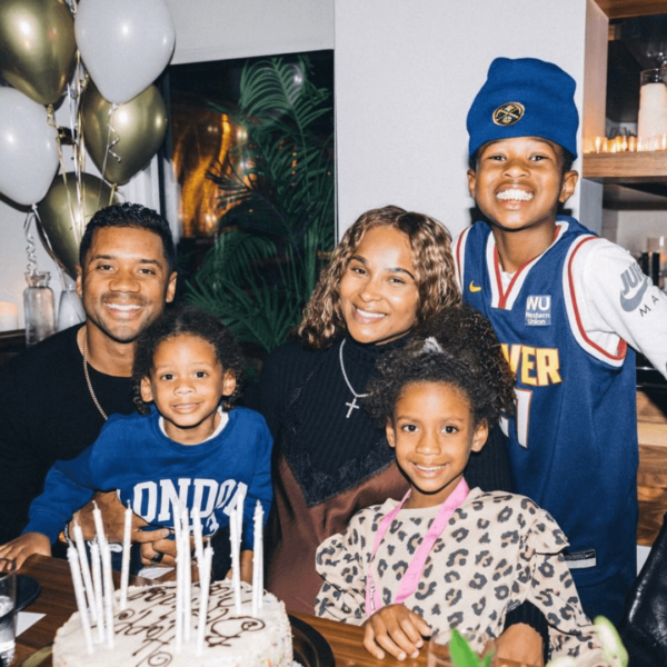 Ciara and Russell Wilsons family 600x600 FJUv2l