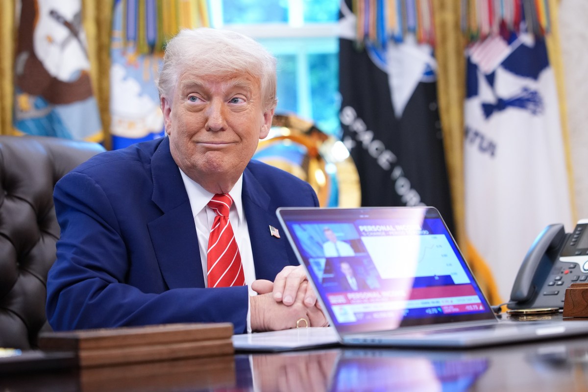 donalt trump laptop hHhRDR