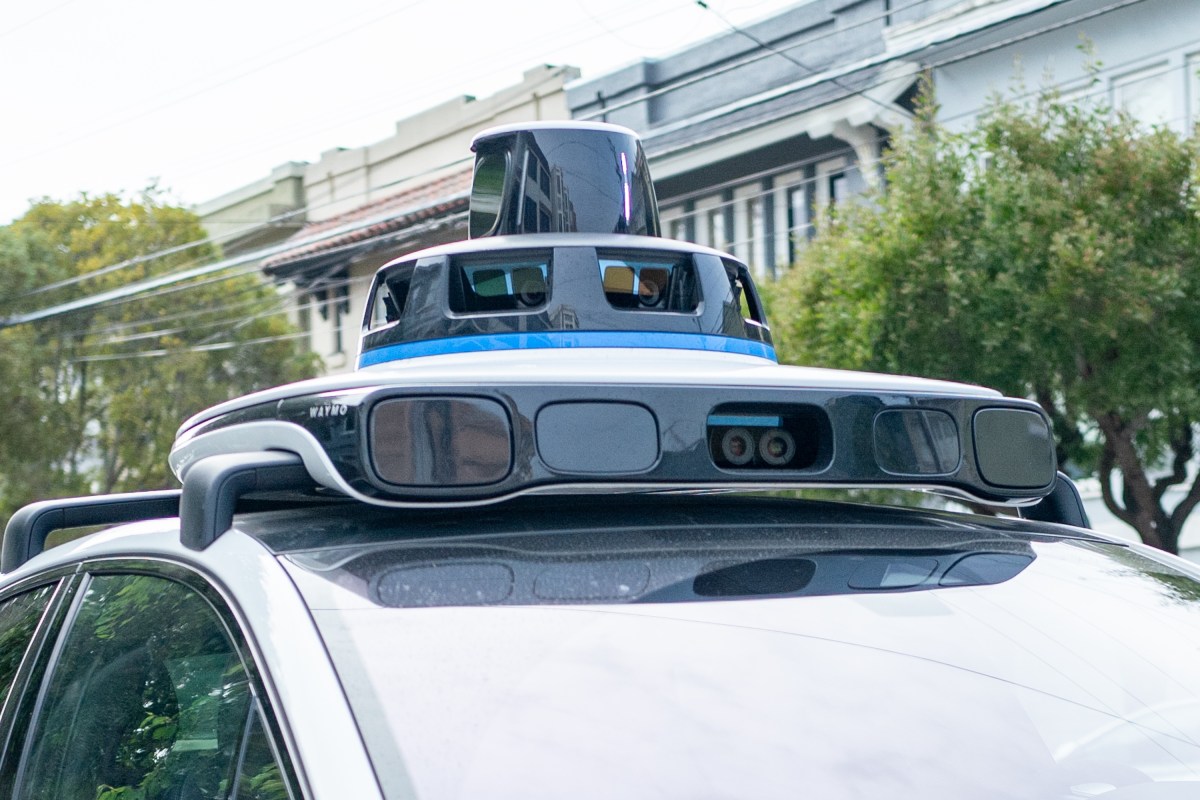 waymo display dome sXPpRd