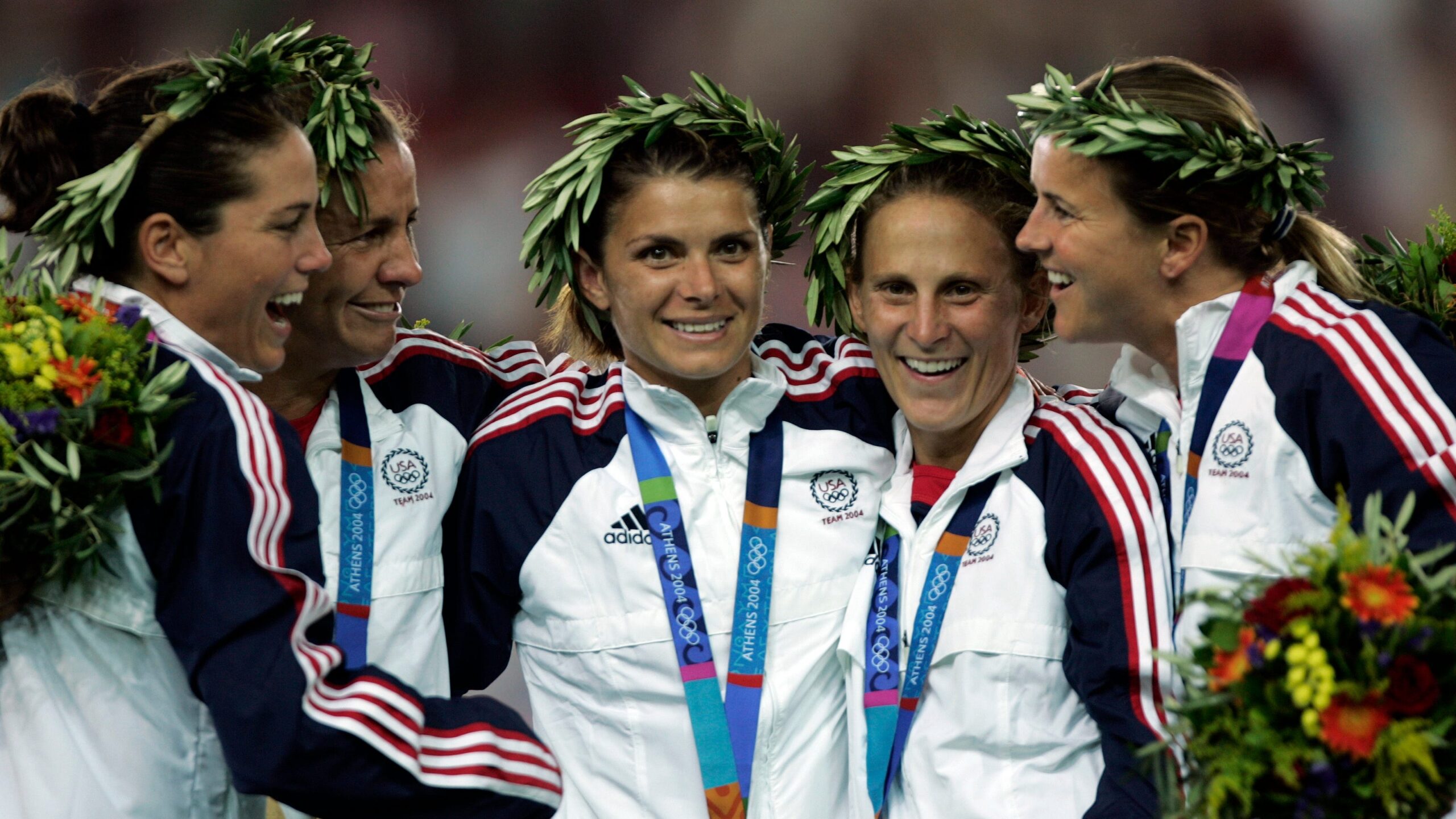 83c77eb3 cd56 47aa aed7 8d09e90f490d XXX WSOC Gold game usa.soccer rh394 CnxRjD scaled