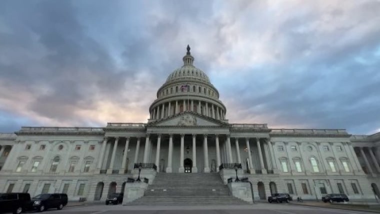 Black government workers look for jobs in other sectors as shutdown continues 2 1761952461625 now hallie black fed workers 251031 1920x1080 avsewv 1