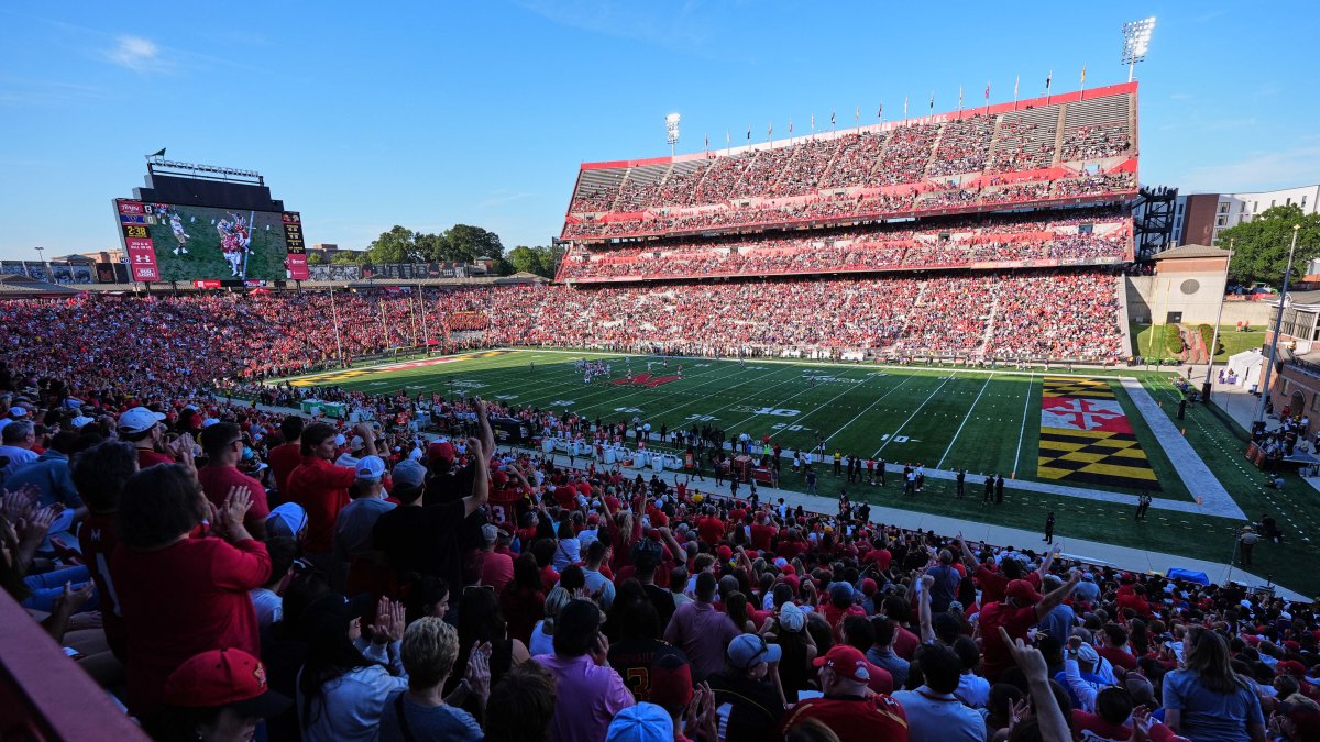 251008 maryland football ap eHpI2l