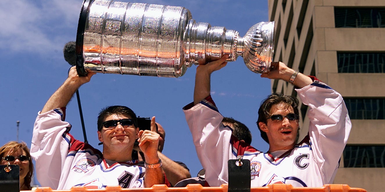 86549019007 ray bourque cup yLtVAG