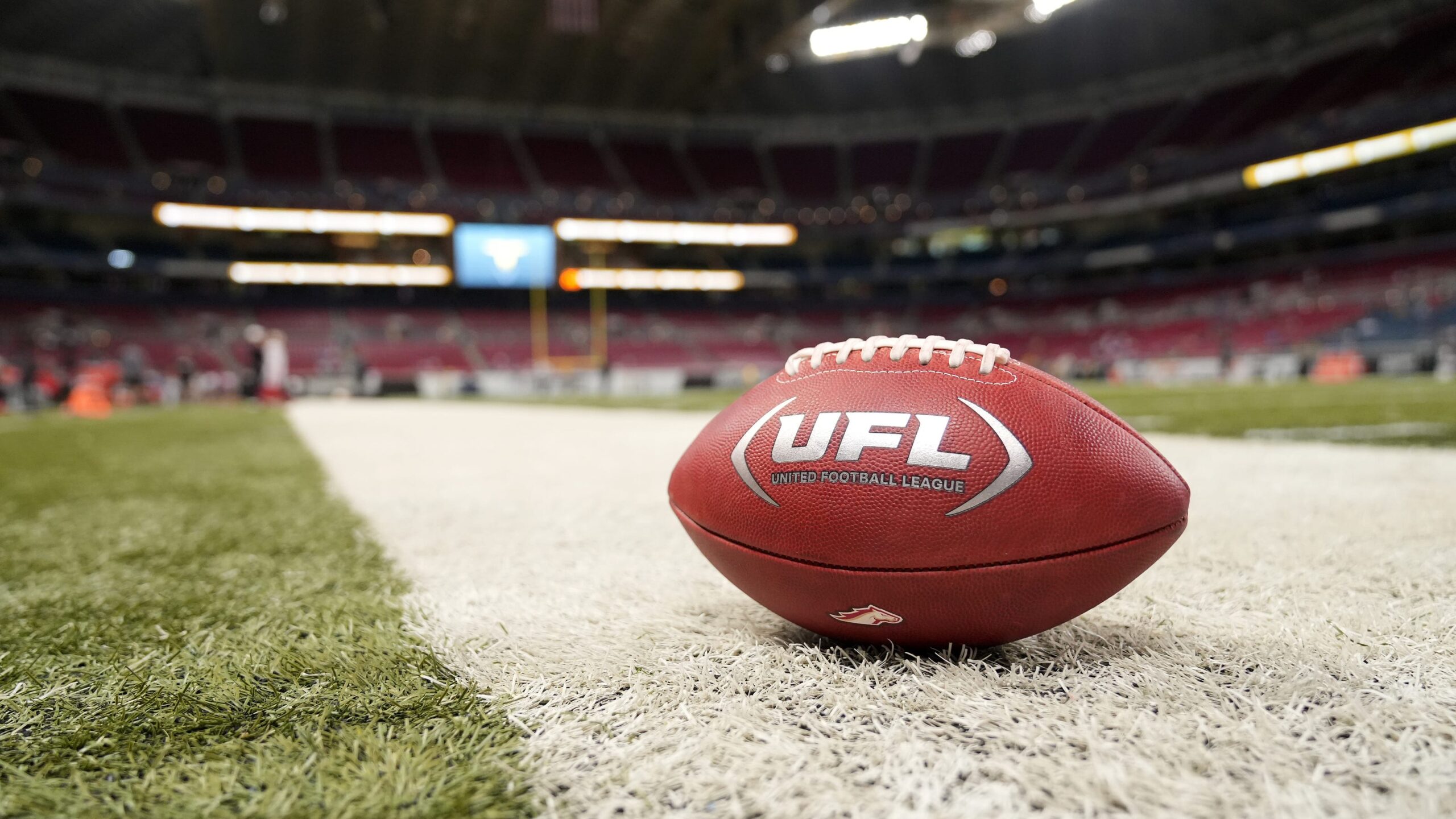 86558573007 ufl football 10062025 xz3U2M scaled