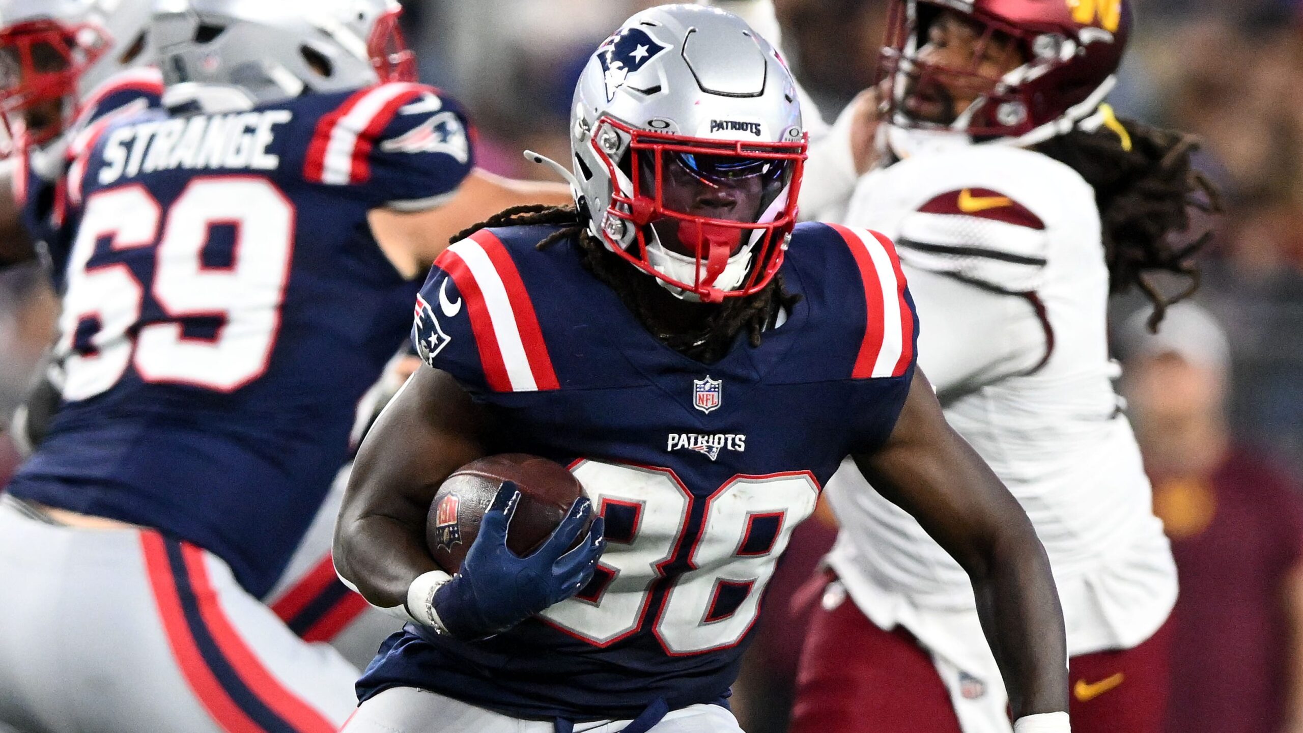 86681270007 rhamondre stevenson patriots 101325 YpV95o scaled