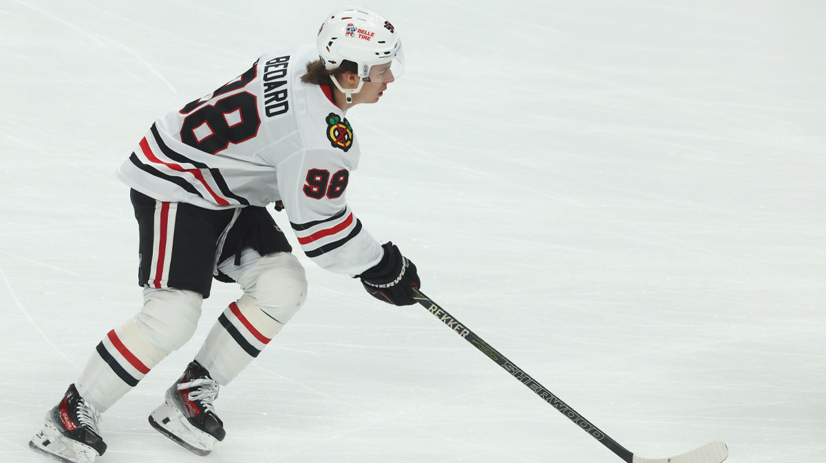 Blackhawks news Connor Bedard floats beautiful assist amid Blues blowout