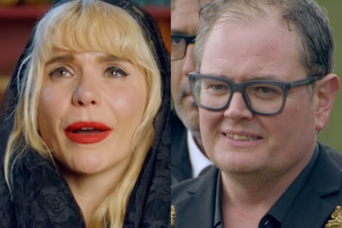 Celebrity Traitors Paloma Fath Alan Carr UONAYk