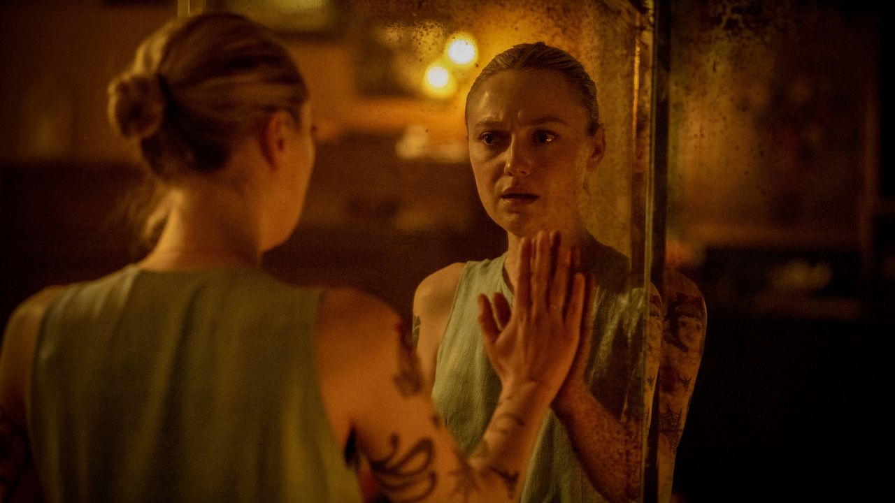 Dakota Fanning Vicious Paramount JRDGZ7