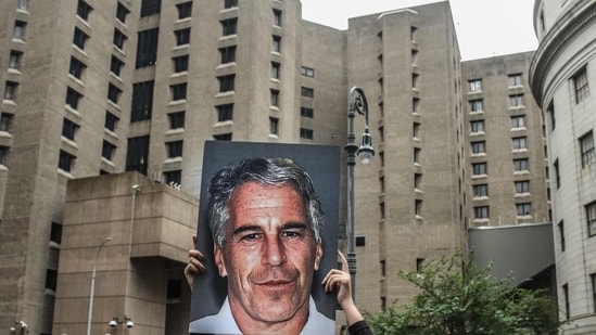 FILES US JUSTICE EPSTEIN 1 1752525021316 1752525034897 1761112969367 p62E15