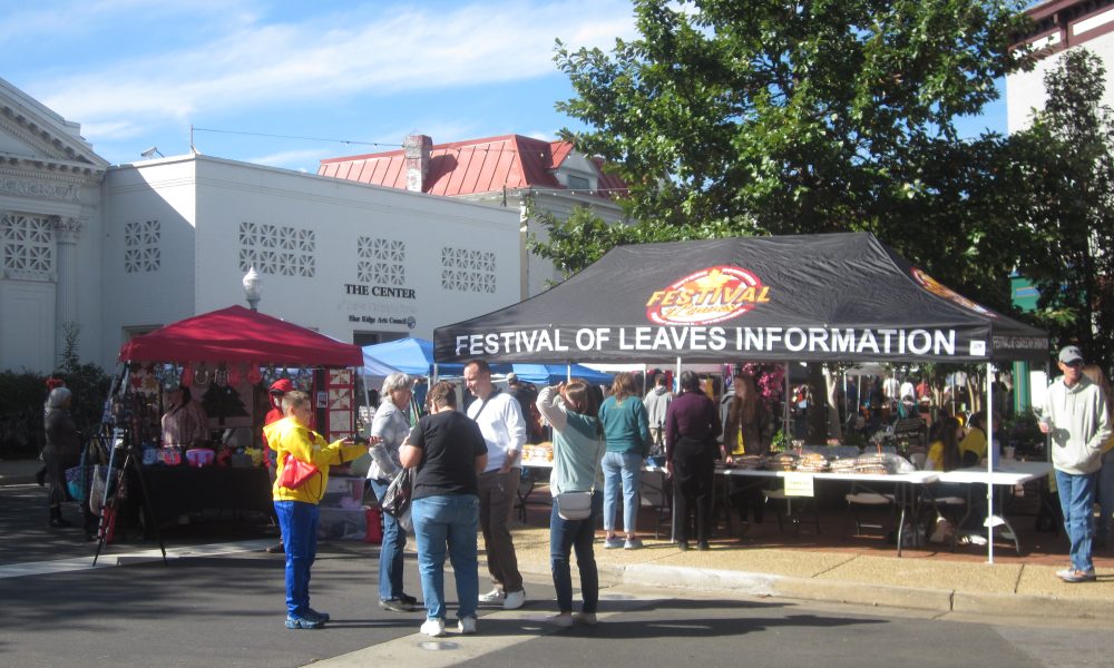 Feature Image festival INFO booth 1000x600 WFz51R