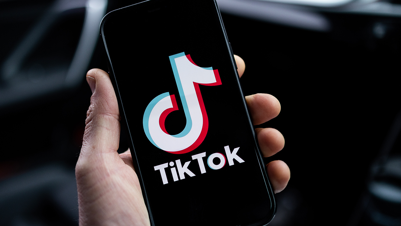 From ‘Dancing With the Stars’ to Red Carpet Fashion, How TikTok Is Turning Media Moments Into Cultural Phenomena 2 image