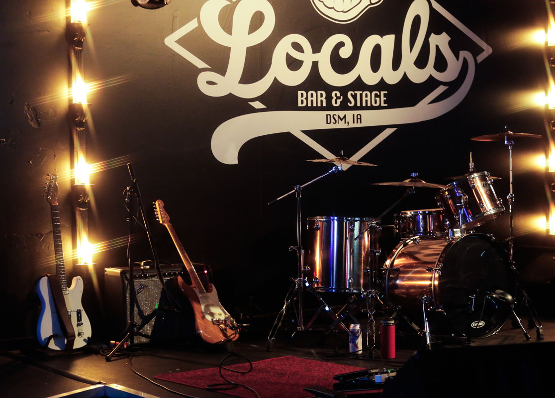 Locals MFKS 01