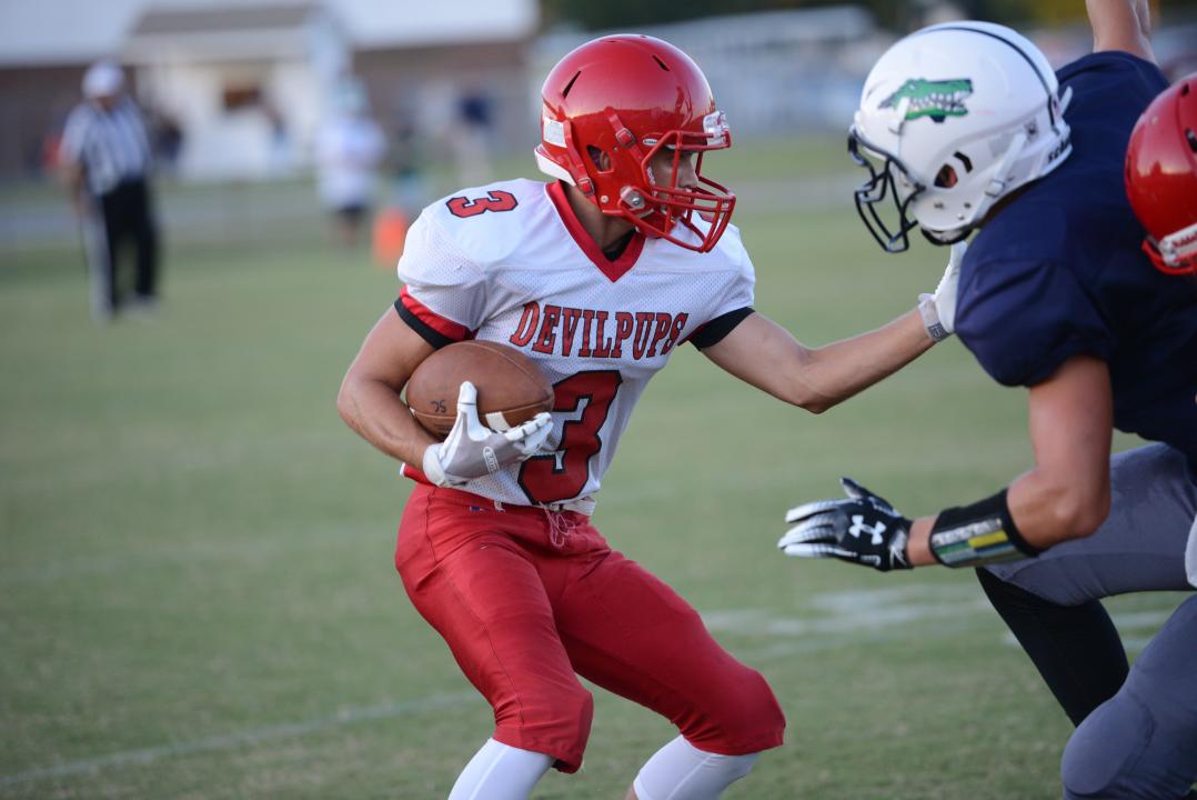 Spring Creek vs Lejeune football Aug. 30 2019 6 DMID1 5khjks009 1078x720 J6Kaif