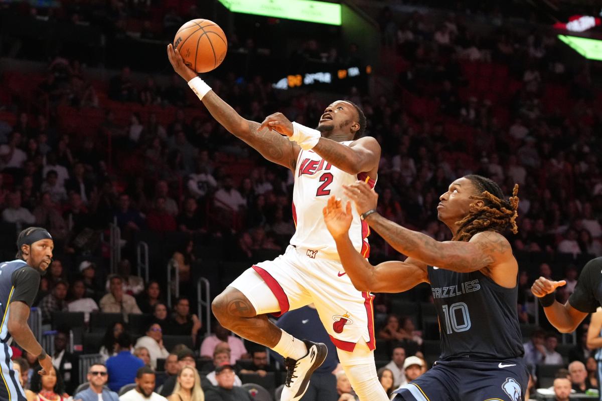 drives basket memphis grizzlies guard 113683355 JDzvJD