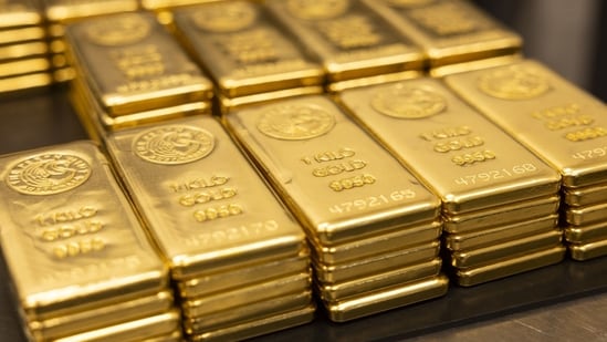 gold bars 1760704332343 1760704332514 hDBG4T