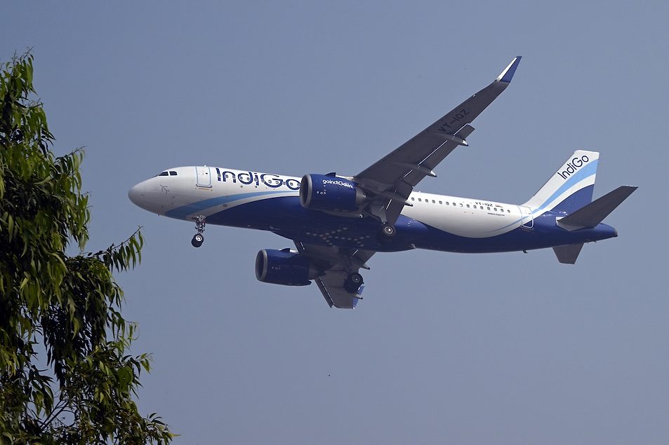 india airplane bloomberg 441305961