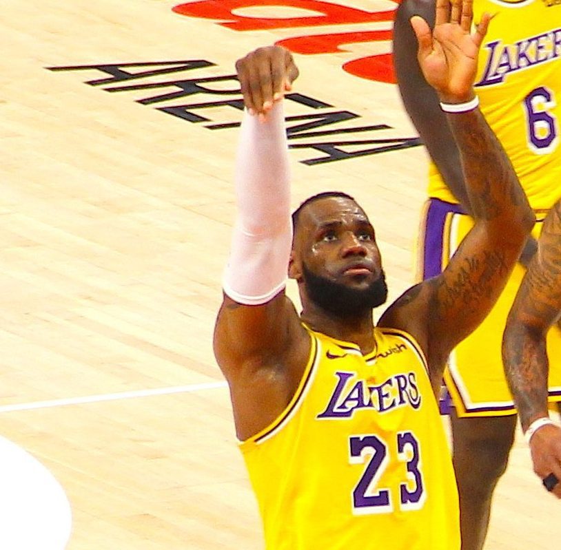 lebron james 1c e1579585174622 mniX5p
