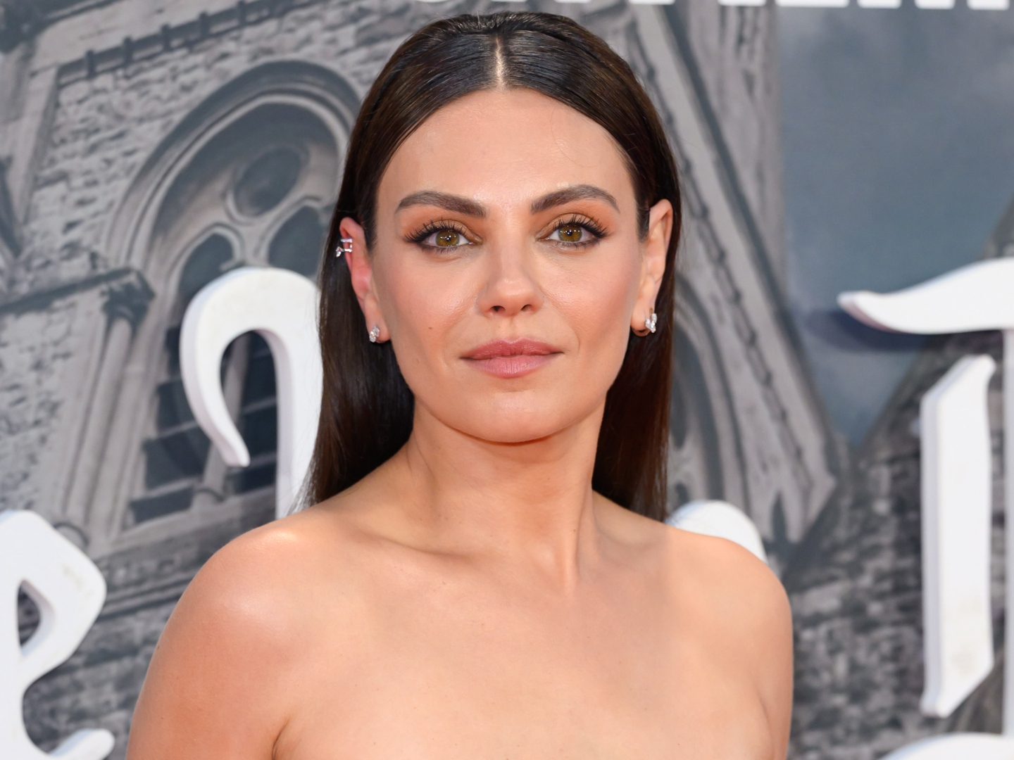 mila kunis sS0SOB