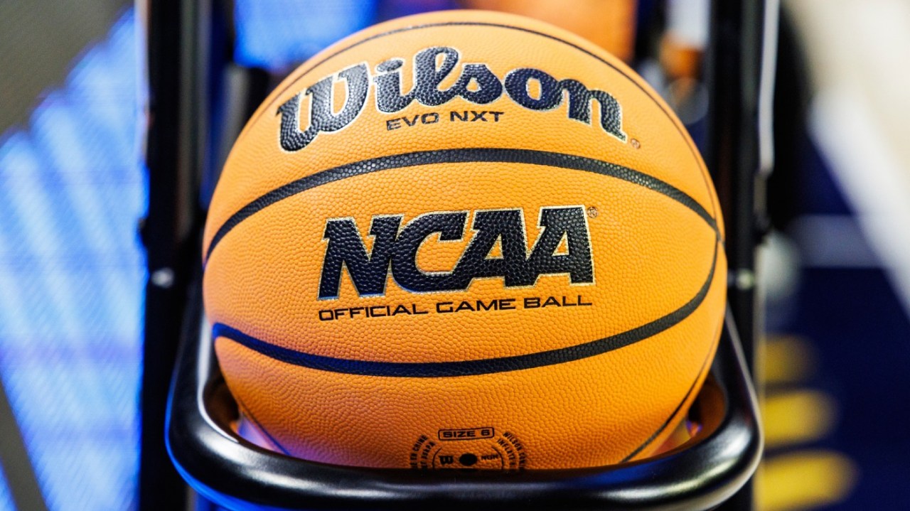 ncaabasketball 2R2nGj
