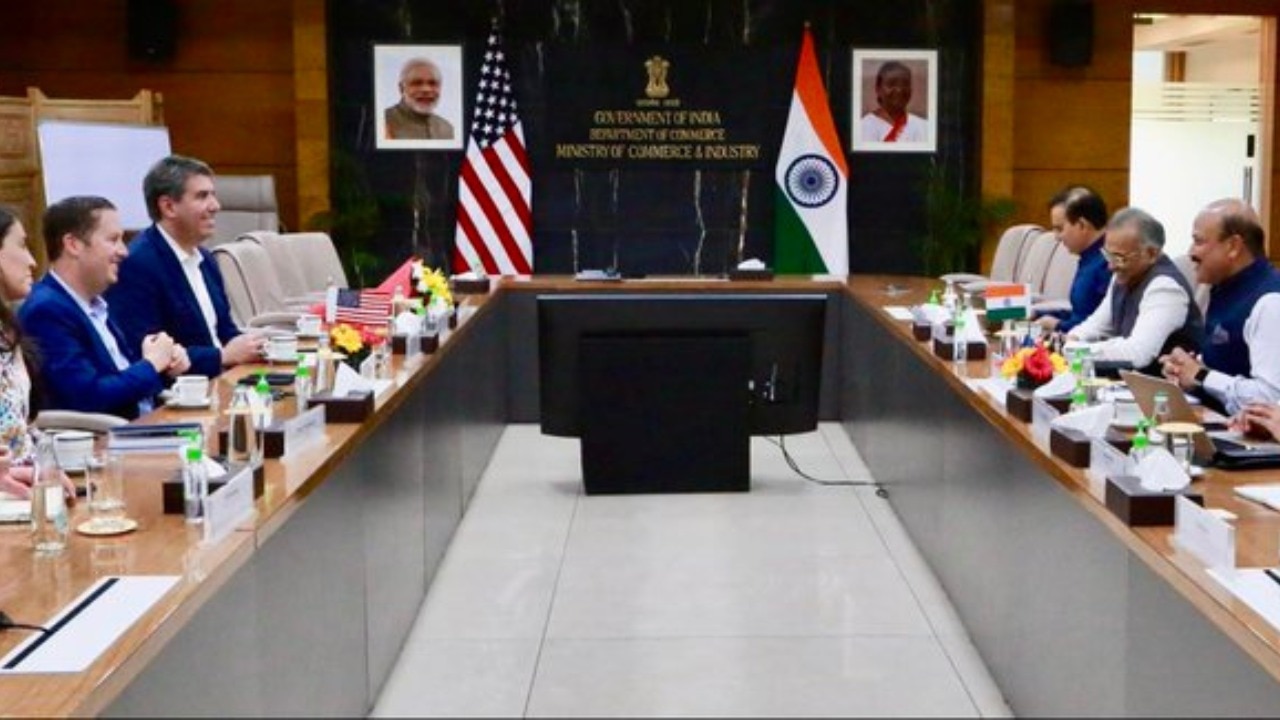 sergio gor meets commerce secretary 121006499 16x9 0 Wk7ocK